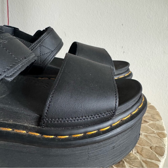 Dr Martens Black Voss Quad Platform Hydro Leather Sandals size 7 - Picture 4 of 10